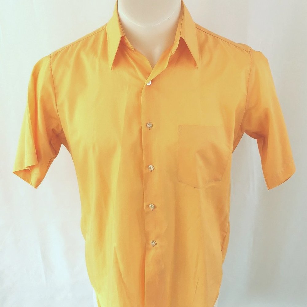 Silk and smooth by New Yorker vintage shirt